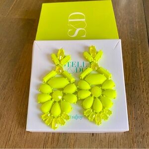 NWT Stella & Dot Heck Yes Citron Yellow Earrings New in Box Rare